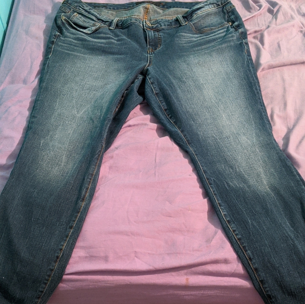 Medium wash skinny jean